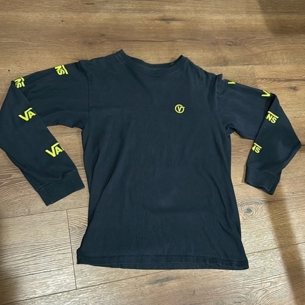Vans Long Sleeve Shirt !! Small
